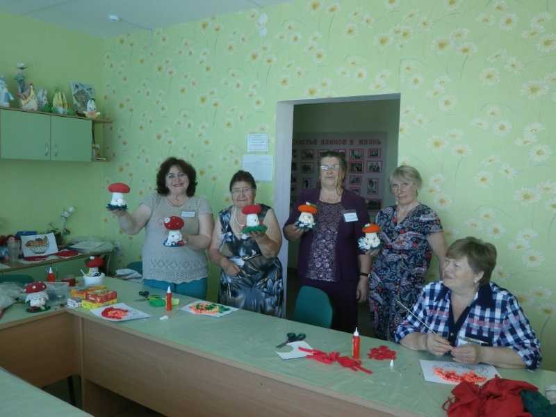 Занятие по трудотерапии в ОДП